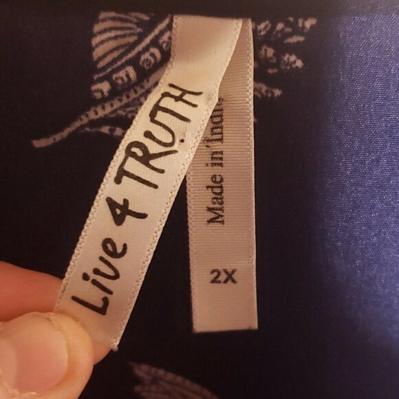 Live 4 Truth Plus Elephant Blouse Blue 2X - Picture 7 of 9
